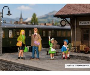 LGB 53004 Reisende Familie der 50er Jahre - Ansicht 1