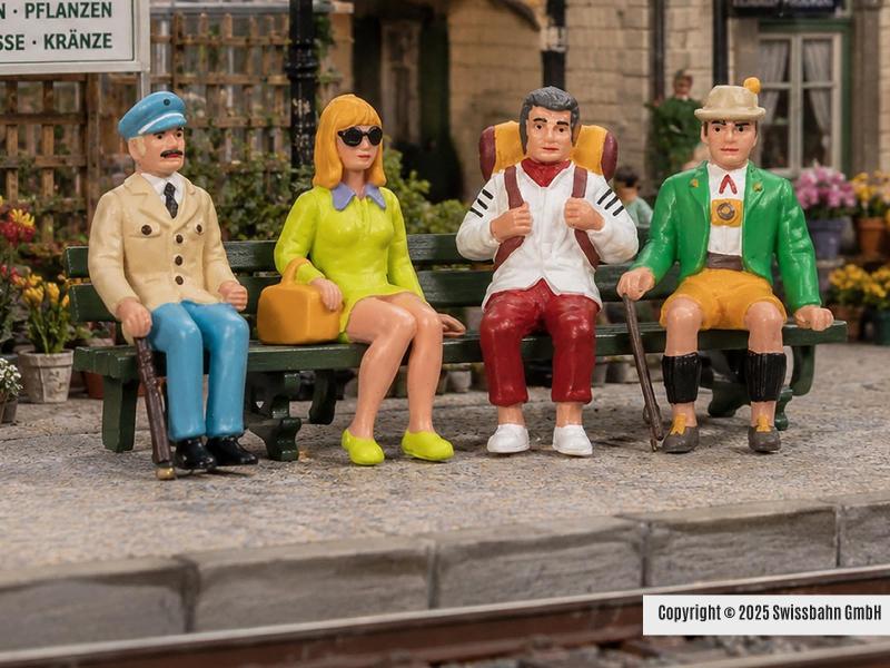LGB 53007 Figurenset Touristen, seated 4 Pieces