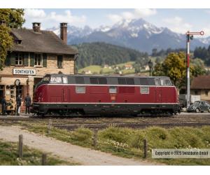 MÄRKLIN 37825 DB Diesellokomotive BR 221, H0 - Ansicht 1