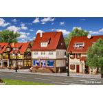 VIESSMANN 43870 Erotikshop mit Inneneinrichtung und LED-Beleuchtung