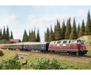 Minitrix 16226 DB Diesellokomotive Baureihe 220