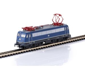 Minitrix 16268 DB Elektrolokomotive BR 110.3 'Bügelfalte'