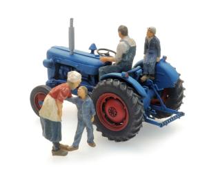 ARTITEC 5870026 Famille de paysans sur tracteur