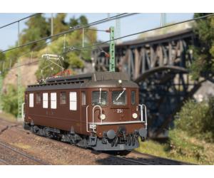 MÄRKLIN 38044 BLS Ae 4/4 Elektrolok 'Museumsausführung' Mfx Sound