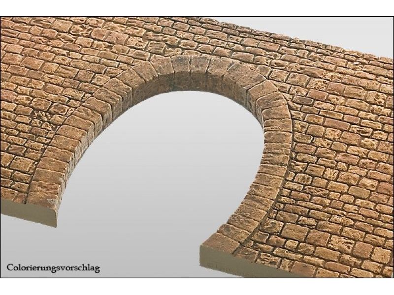 Eingleisiges Tunnelportal aus großem Haustein uncoloriert