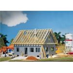 FALLER 130303 Einfamilienhaus im Bau m. Zubehör H0 - Ansicht 1