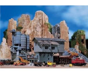 FALLER 130961 Altes Schotterwerk in Holzbausweise H0