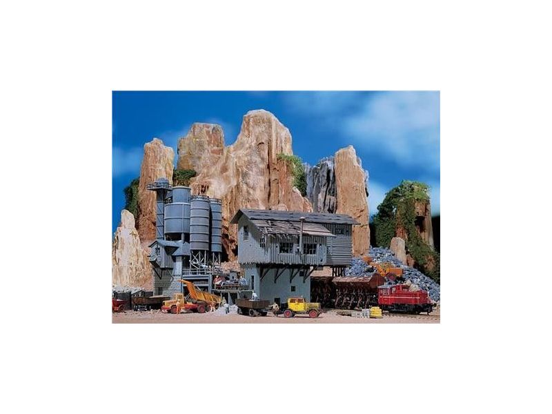 FALLER 130961 Altes Schotterwerk in Holzbausweise H0