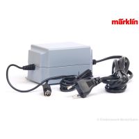 Märklin Numérique. Transformateur, centrales, VS2, CS3, moteurs...